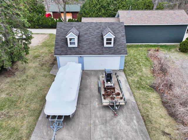 3453 ORMOND Road W, White Lake Charter Township, MI 48383