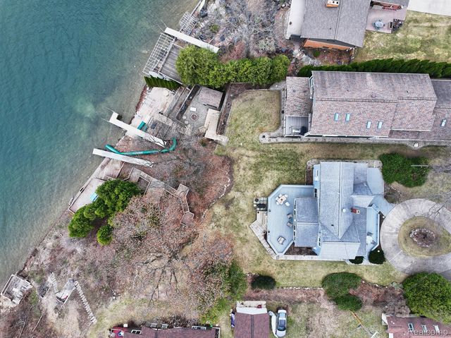 3453 ORMOND Road W, White Lake Charter Township, MI 48383