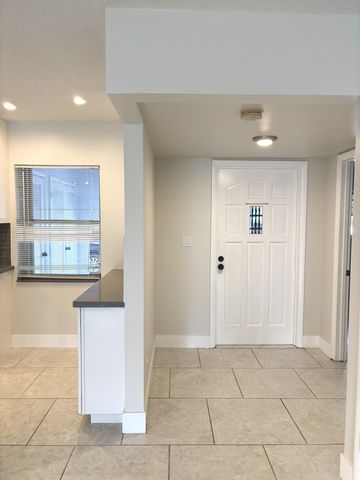 3851 NW 84th Avenue 1a, Sunrise, FL 33351