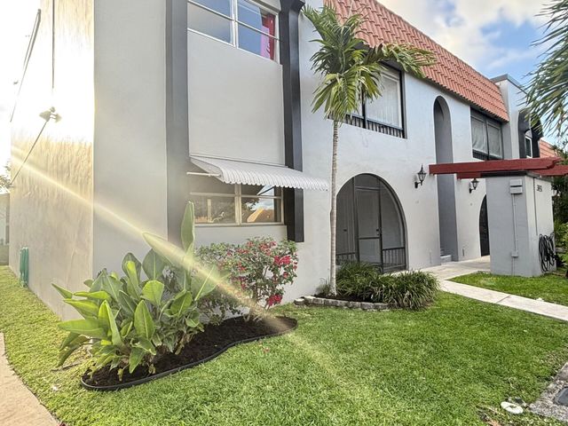 3851 NW 84th Avenue 1a, Sunrise, FL 33351