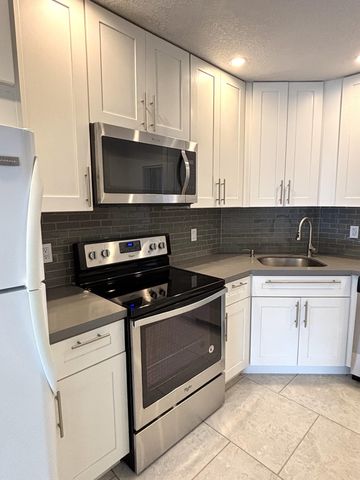 3851 NW 84th Avenue 1a, Sunrise, FL 33351