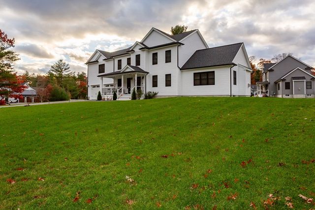 19 Charles Joseph Dr, Dartmouth, MA 02747