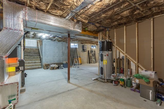 19 Charles Joseph Dr, Dartmouth, MA 02747