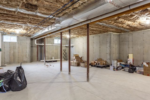 19 Charles Joseph Dr, Dartmouth, MA 02747