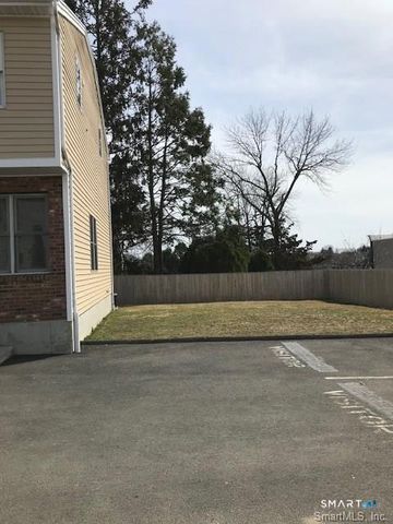 39 Stuart Avenue APT 8, Norwalk, CT 06850