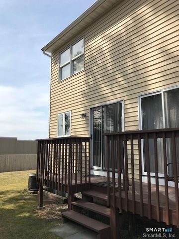 39 Stuart Avenue APT 8, Norwalk, CT 06850