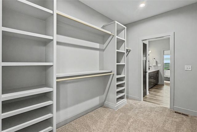 1197 NW Macarthur Lane, Waukee, IA 50263
