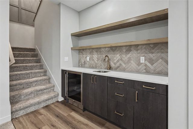 1197 NW Macarthur Lane, Waukee, IA 50263