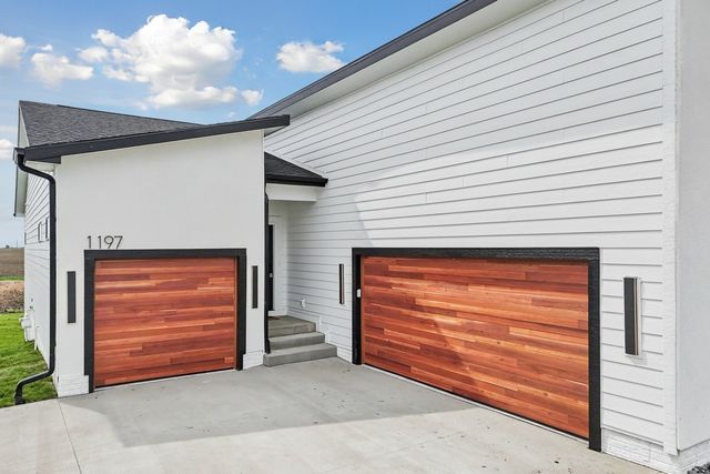 1197 NW Macarthur Lane, Waukee, IA 50263