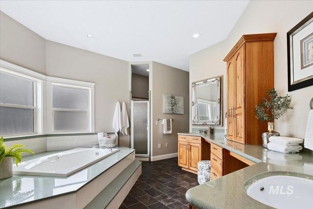 3136 N Brumby Ln, Kuna, ID 83634