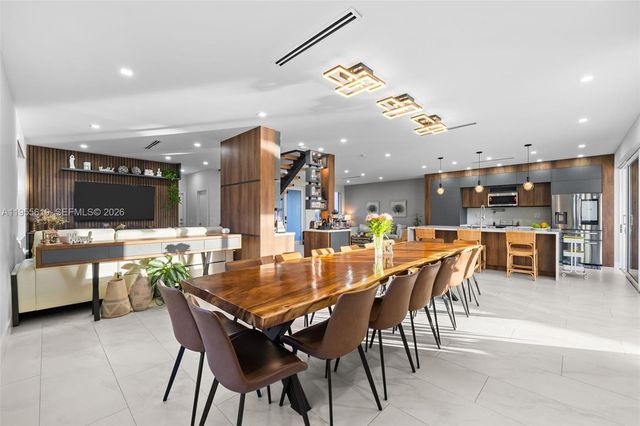 1828 Aspen Ln, Weston, FL 33327