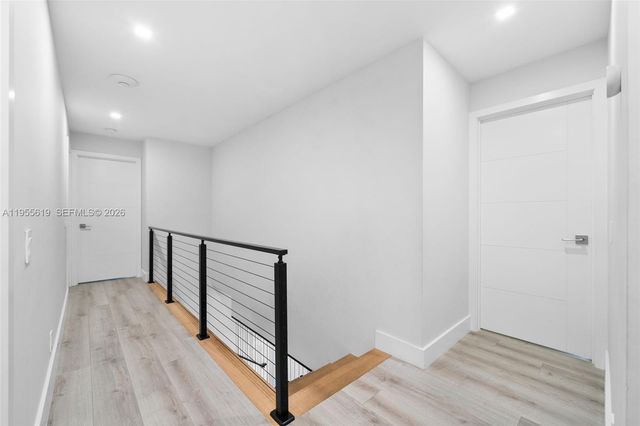 1828 Aspen Ln, Weston, FL 33327