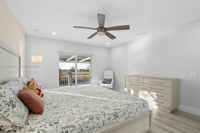 1828 Aspen Ln, Weston, FL 33327