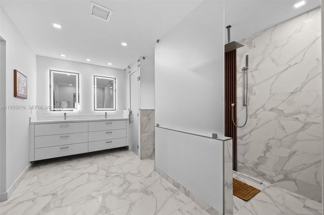 1828 Aspen Ln, Weston, FL 33327