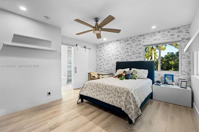 1828 Aspen Ln, Weston, FL 33327