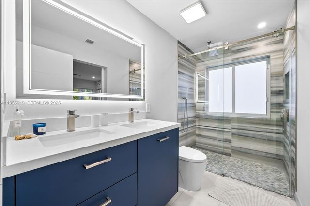 1828 Aspen Ln, Weston, FL 33327