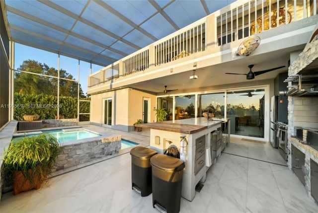 1828 Aspen Ln, Weston, FL 33327