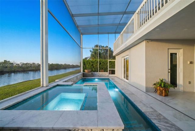 1828 Aspen Ln, Weston, FL 33327