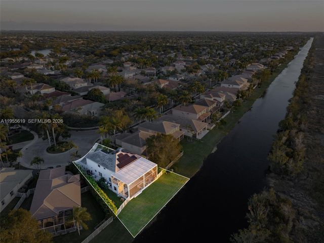 1828 Aspen Ln, Weston, FL 33327