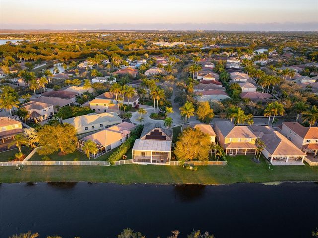 1828 Aspen Ln, Weston, FL 33327