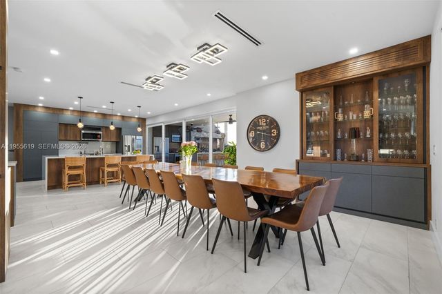 1828 Aspen Ln, Weston, FL 33327