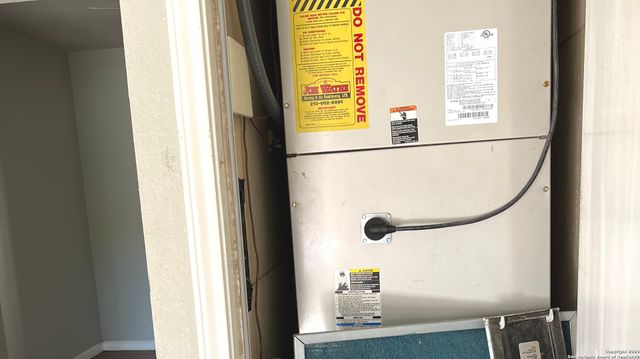 543 Hot Wells, San Antonio, TX 78223