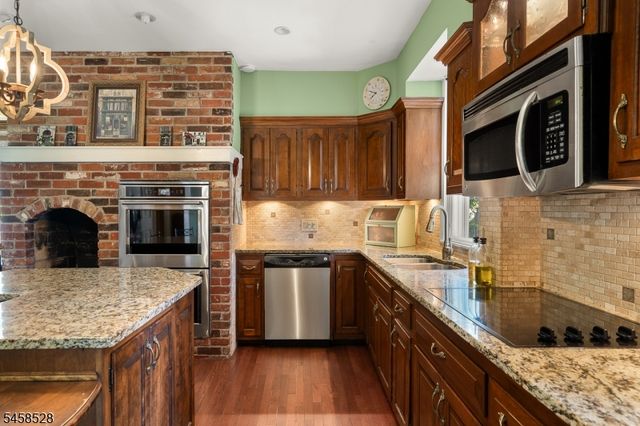 601 Route 173, Greenwich Twp., NJ 08804