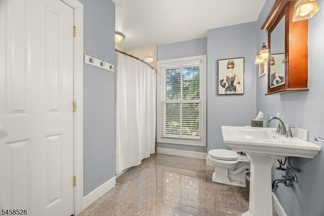 601 Route 173, Greenwich Twp., NJ 08804