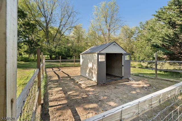 601 Route 173, Greenwich Twp., NJ 08804