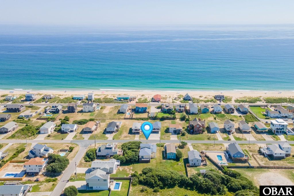 Image 2 of property listing at 4136 Lindbergh Avenue, Kitty Hawk, NC 27949