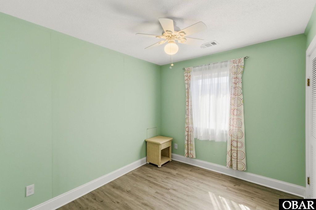 Image 16 of property listing at 4136 Lindbergh Avenue, Kitty Hawk, NC 27949