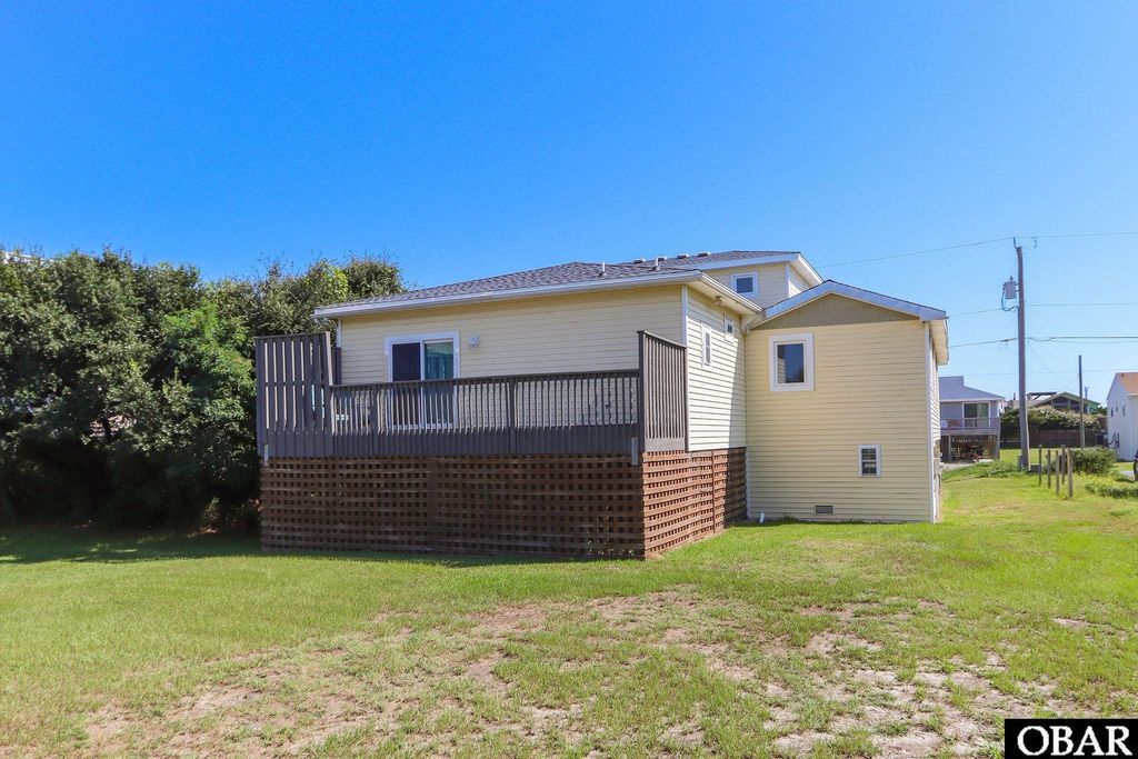 Image 26 of property listing at 4136 Lindbergh Avenue, Kitty Hawk, NC 27949