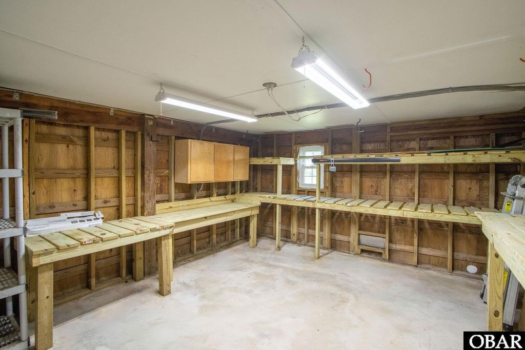 Image 28 of property listing at 4136 Lindbergh Avenue, Kitty Hawk, NC 27949