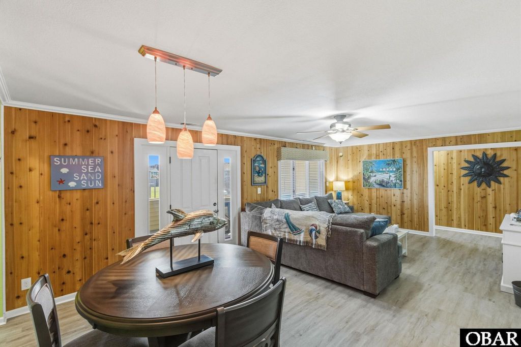 Image 5 of property listing at 4136 Lindbergh Avenue, Kitty Hawk, NC 27949