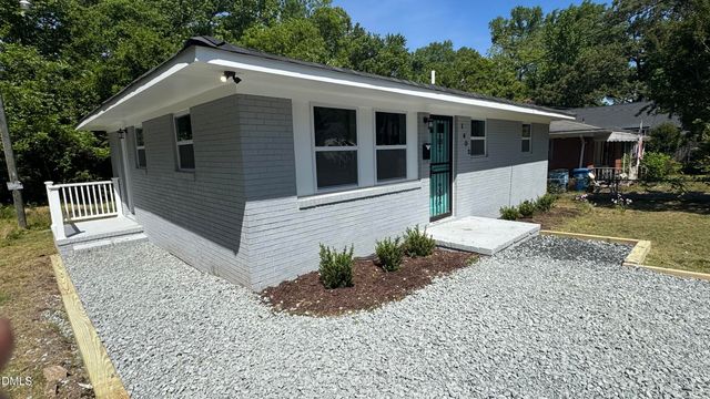 1405 N Hyde Park Avenue, Durham, NC 27701