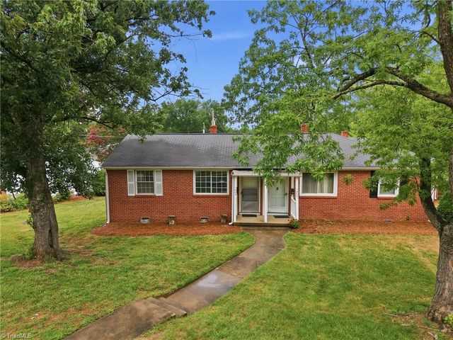 1802 Villa Drive, Greensboro, NC 27403