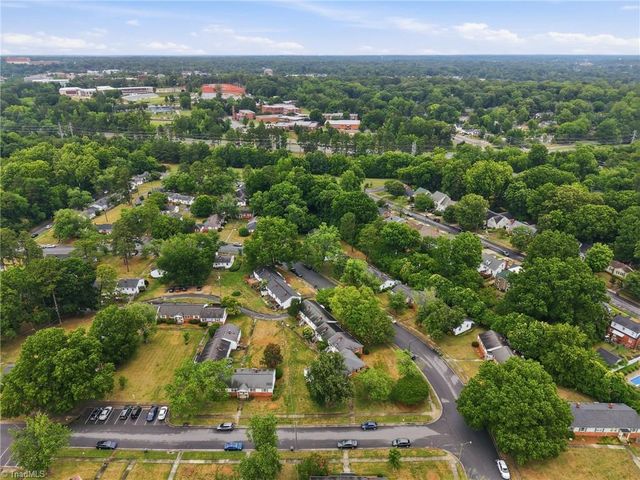 1802 Villa Drive, Greensboro, NC 27403