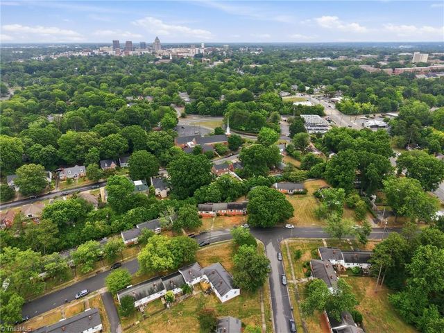 1802 Villa Drive, Greensboro, NC 27403