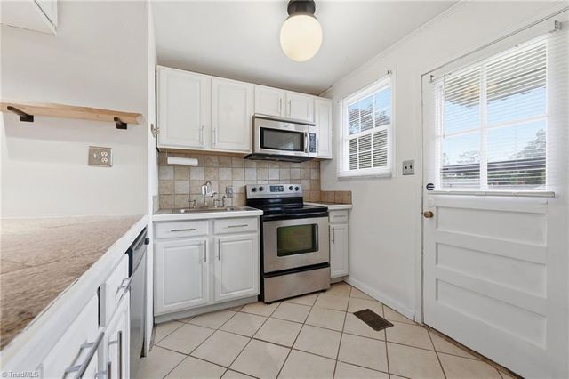 1802 Villa Drive, Greensboro, NC 27403