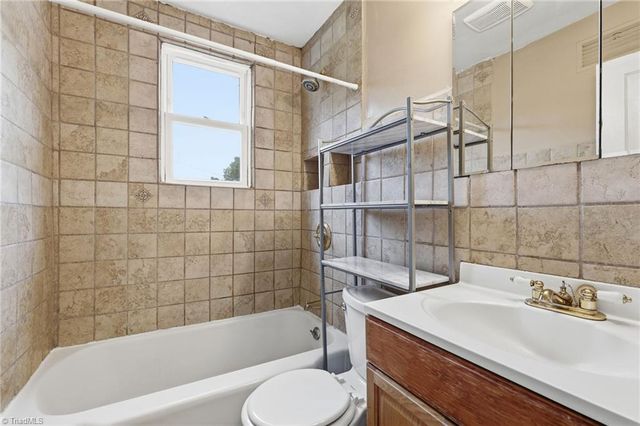 1802 Villa Drive, Greensboro, NC 27403