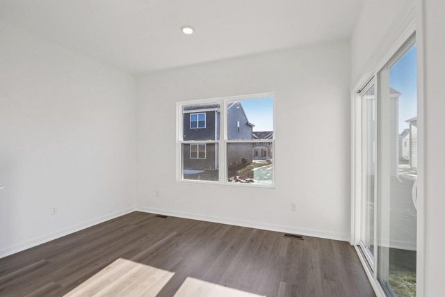 7051 Oakmont ROAD, Mount Pleasant, WI 53403