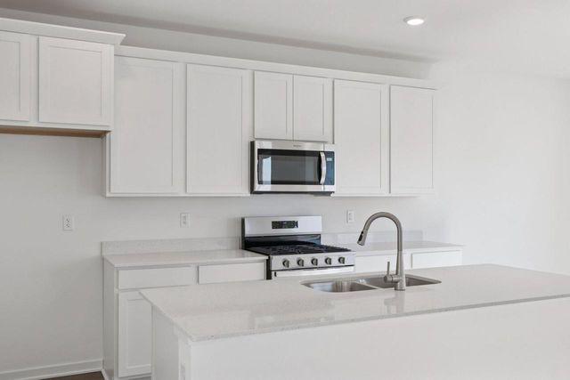 7051 Oakmont ROAD, Mount Pleasant, WI 53403