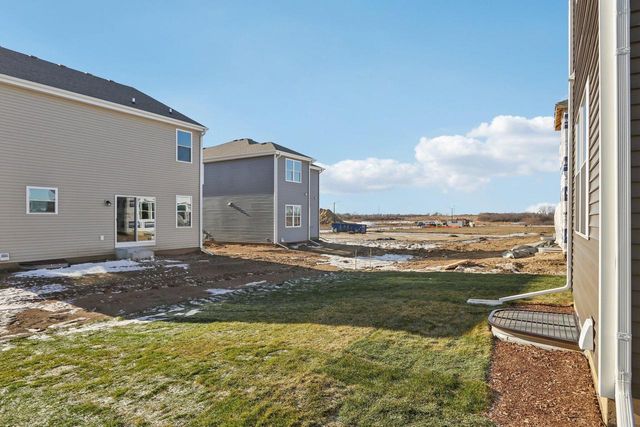 7051 Oakmont ROAD, Mount Pleasant, WI 53403