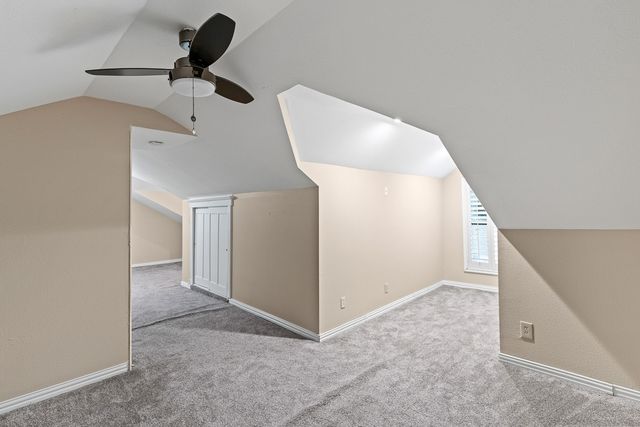 715 S Barnett Avenue, Dallas, TX 75211