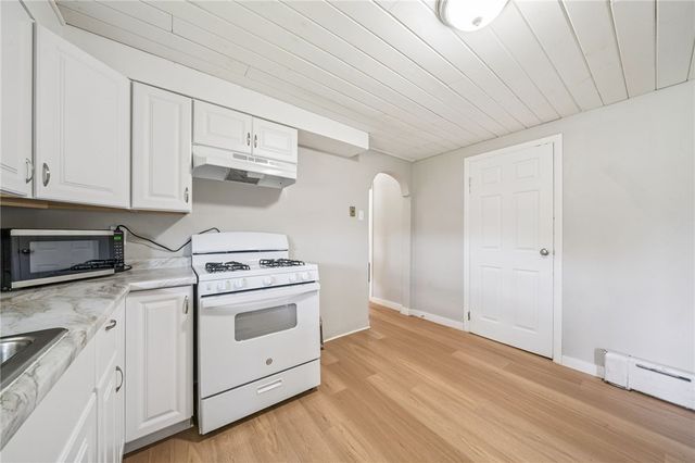 1805 Pallas Street, N Braddock, PA 15104