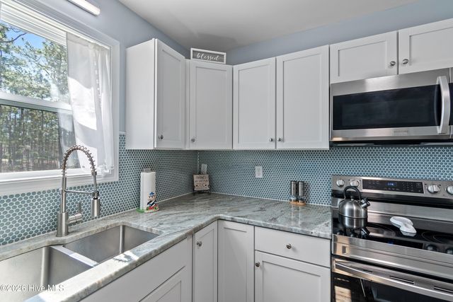 558 Mission Road, Southport, NC 28461