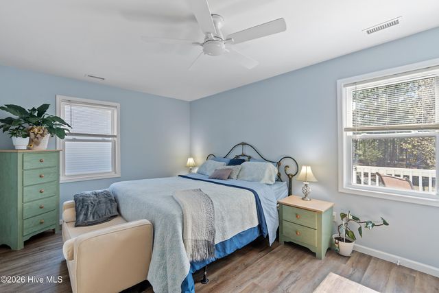 558 Mission Road, Southport, NC 28461