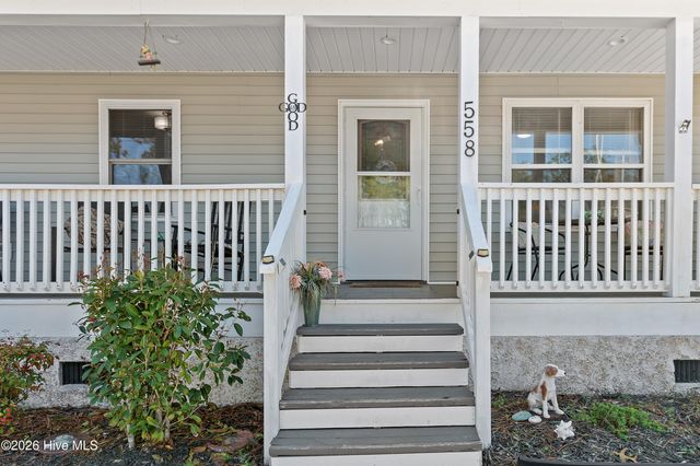 558 Mission Road, Southport, NC 28461