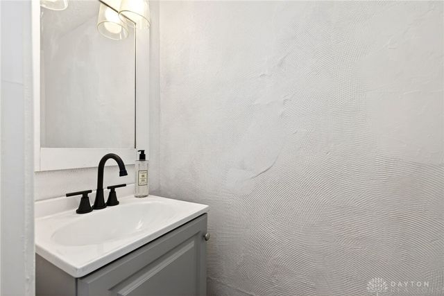 1133 Vernon Drive, Dayton, OH 45402