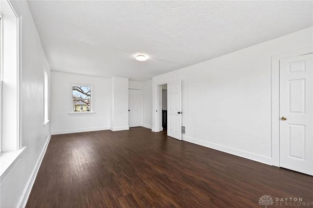 1133 Vernon Drive, Dayton, OH 45402